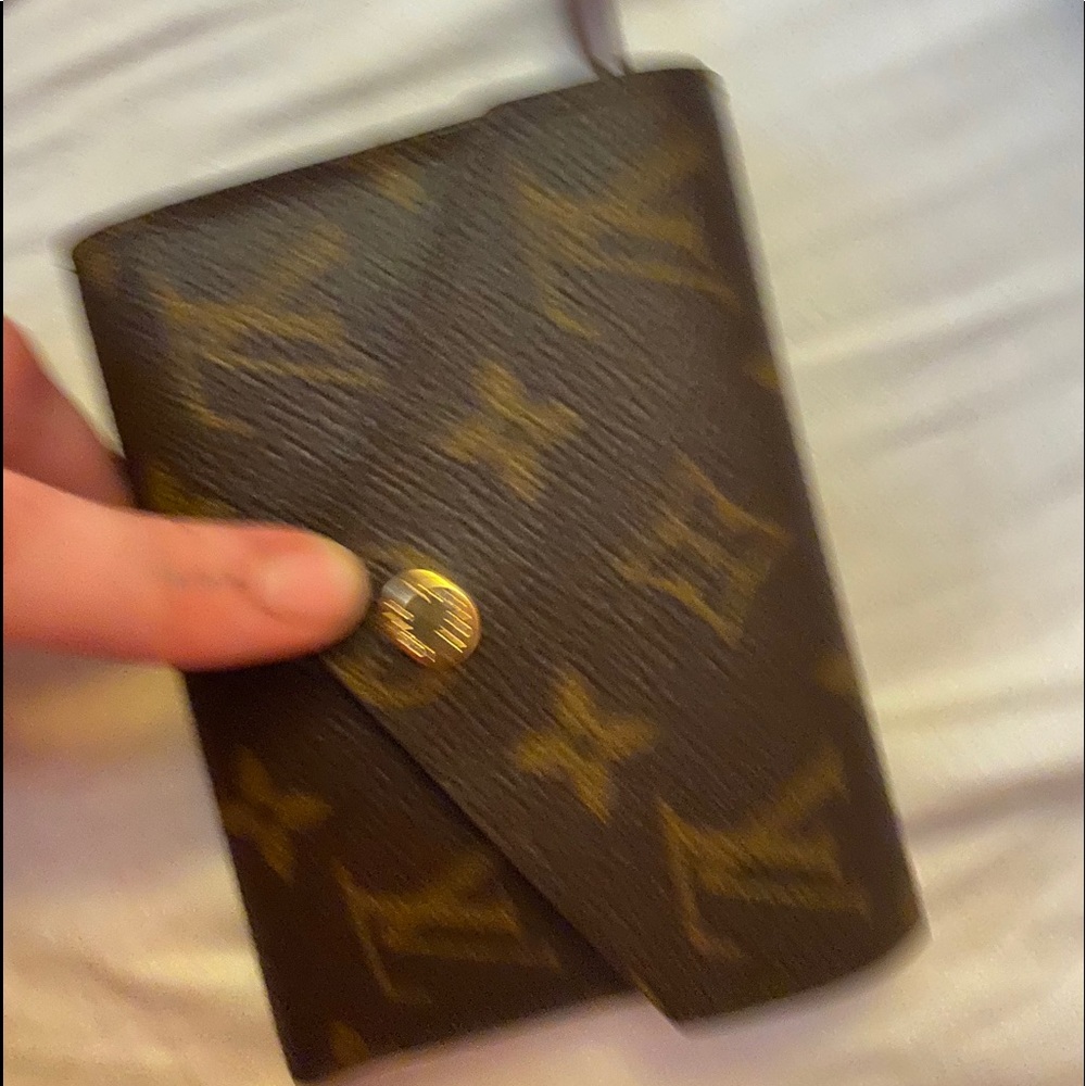 LV wallet - Picture 4 of 4